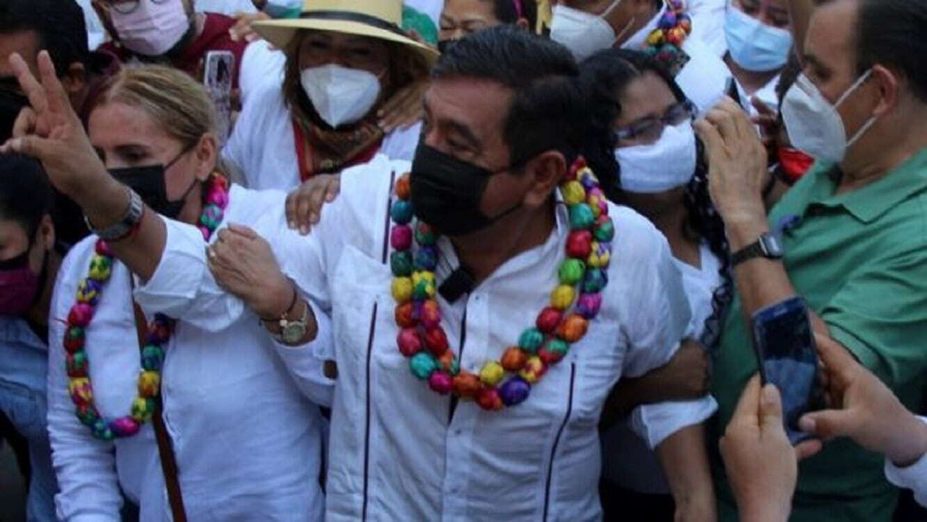 En Morena Rebotan de p...