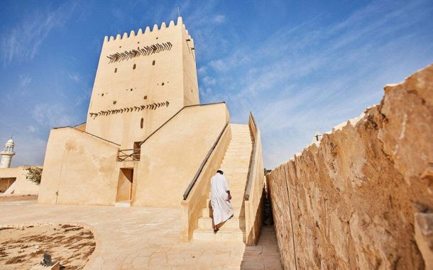 Qatar: la luna y el desierto.