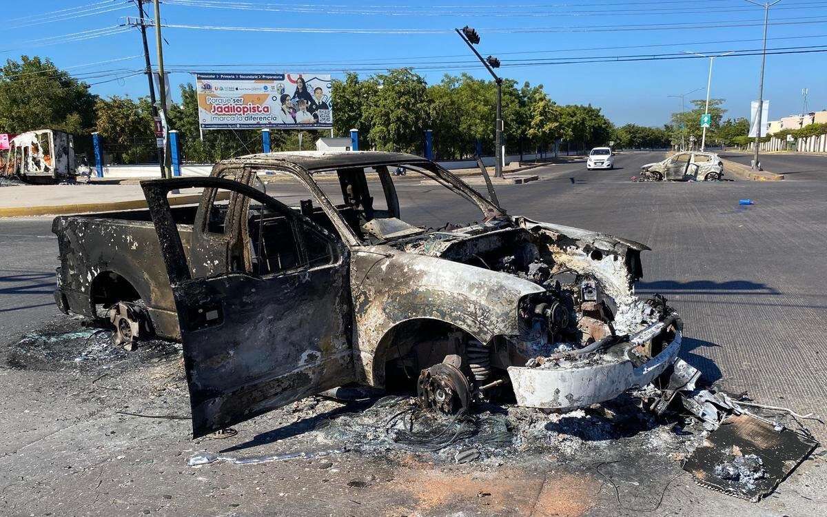 Narcobloqueos en Culiacán dejan daños materiales y víctimas