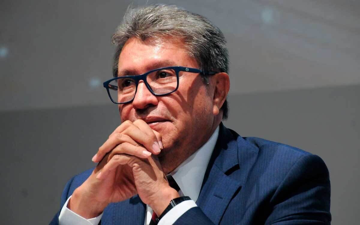 ¿Hasta cuándo estará Ricardo Monreal en Morena?