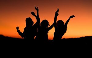 Sororidad: un pacto entre mujeres