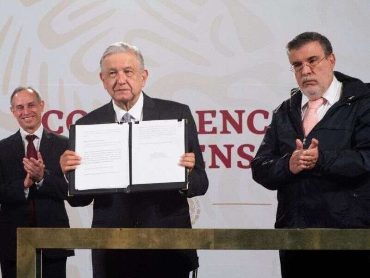 López Obrador no se cansa de violar la ley