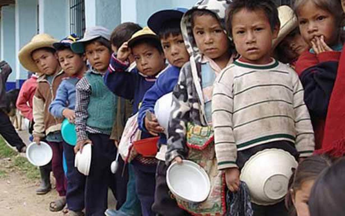 Los niños mexicanos tienen hambre.