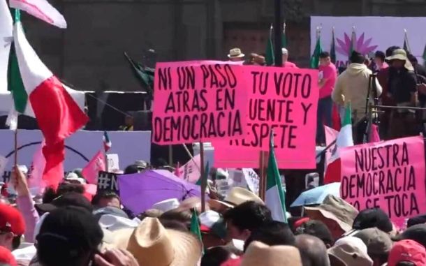 La Marea Rosa y Blanca acapara la atención de las y los mexicanos.