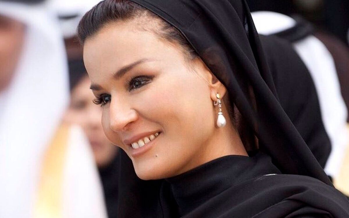 El ascenso de la jequesa Moza a la política en Qatar