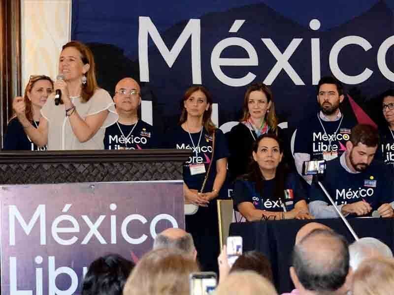 Distractor el circo de López Obrador