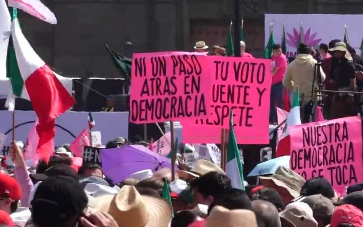 La Marea Rosa y Blanca acapara la atención de las y los mexicanos.